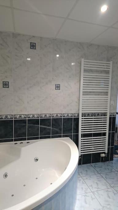 Apartment Au Coeur Du Jura, Au Calme Champagnole